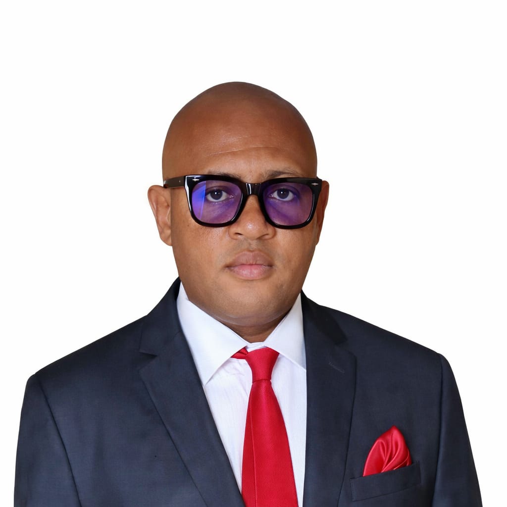 Photo Arsène Chinois ELLA NTOU'OU